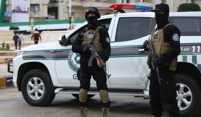 Explosive Device Detonates on Bus in Damascus Countryside, Injuring Security Personnel